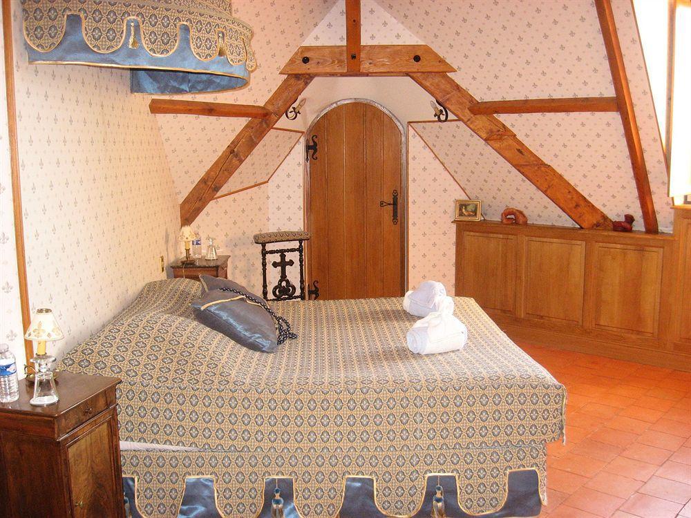 Chateau De Montbrun Hotel Saint-Michel-Chef-Chef Kültér fotó